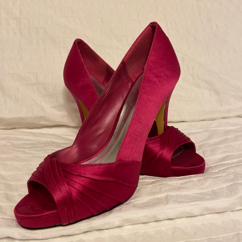 Fuscia RSVP High Heels